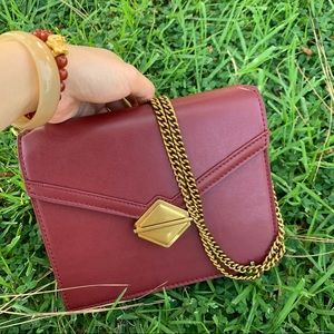 Crossbody bag